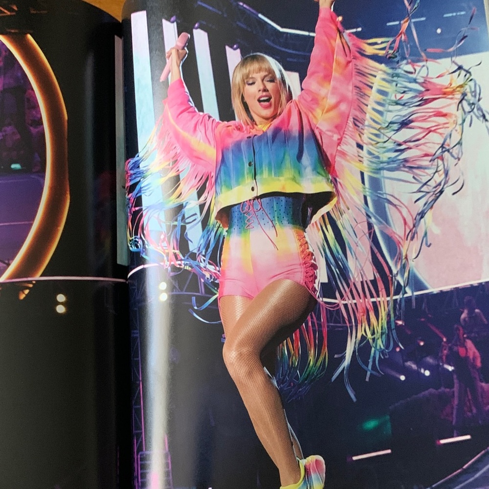 Taylor Swift Style Book
